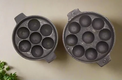 Cast Iron Kuzhi Paniyarakal (Paddu-Appe Tawa) - Image 4