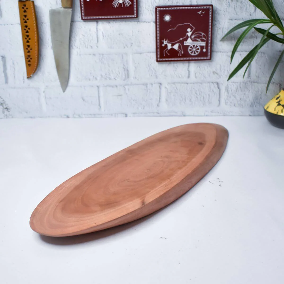 Natural Shape Neem Wood Chopping Board - Image 3