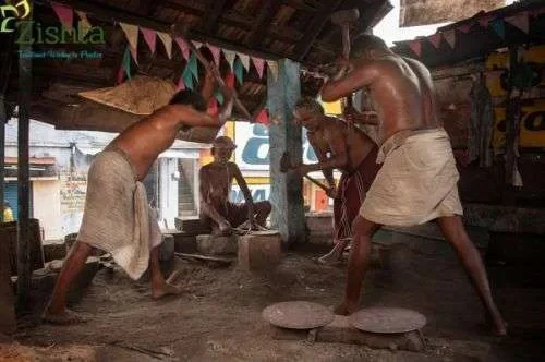 Traditional Sengottai Iron Dosa Kallu (Pure Iron Tawa) - Image 3