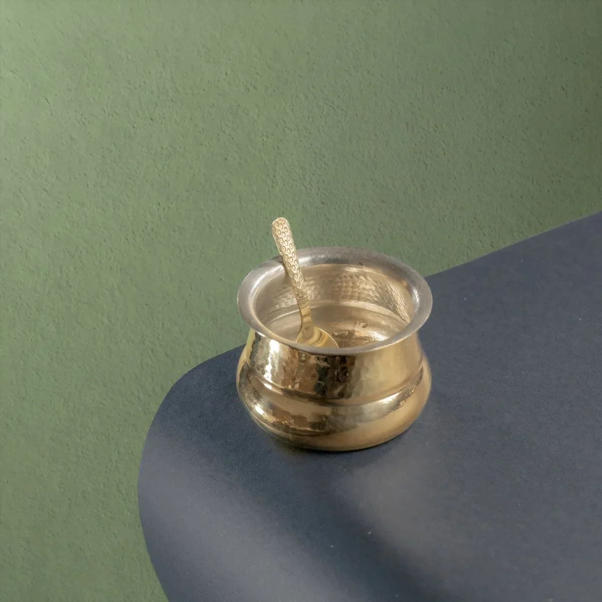 Shakuntala Brass Ghee Pot - Image 3